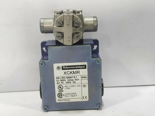 Telemecanique XCKMR54D1 Limit Switch Ui 500V Uimp 6kV AC 15 240V 3A