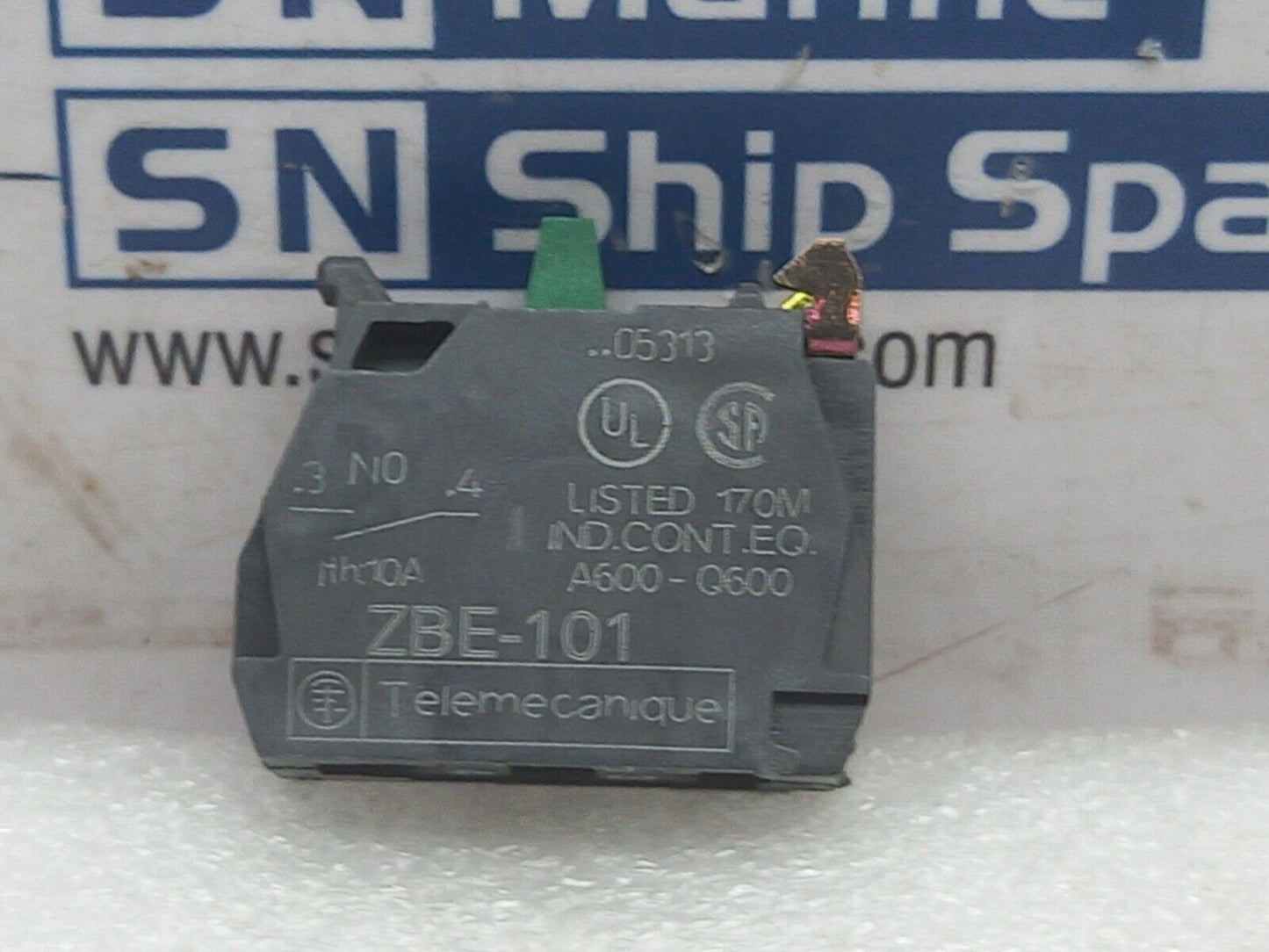 Telemecanique ZBE-101 Contact Block A600-Q600 AC 15 240V 3A 4PCs In Lot