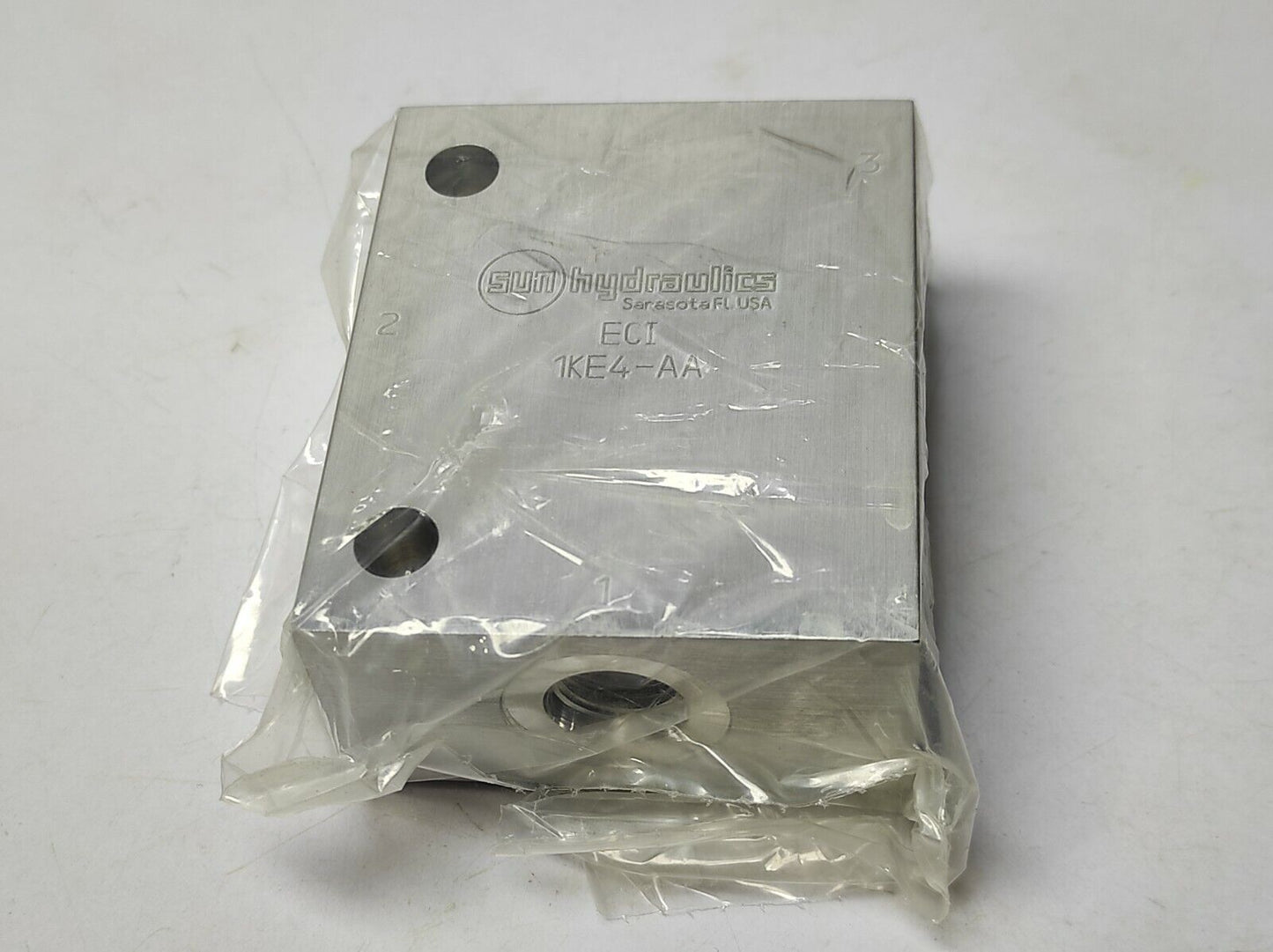 SUN Hydraulics ECI 1KE4-AAV Valve Block 1185248 2 583243 1052931