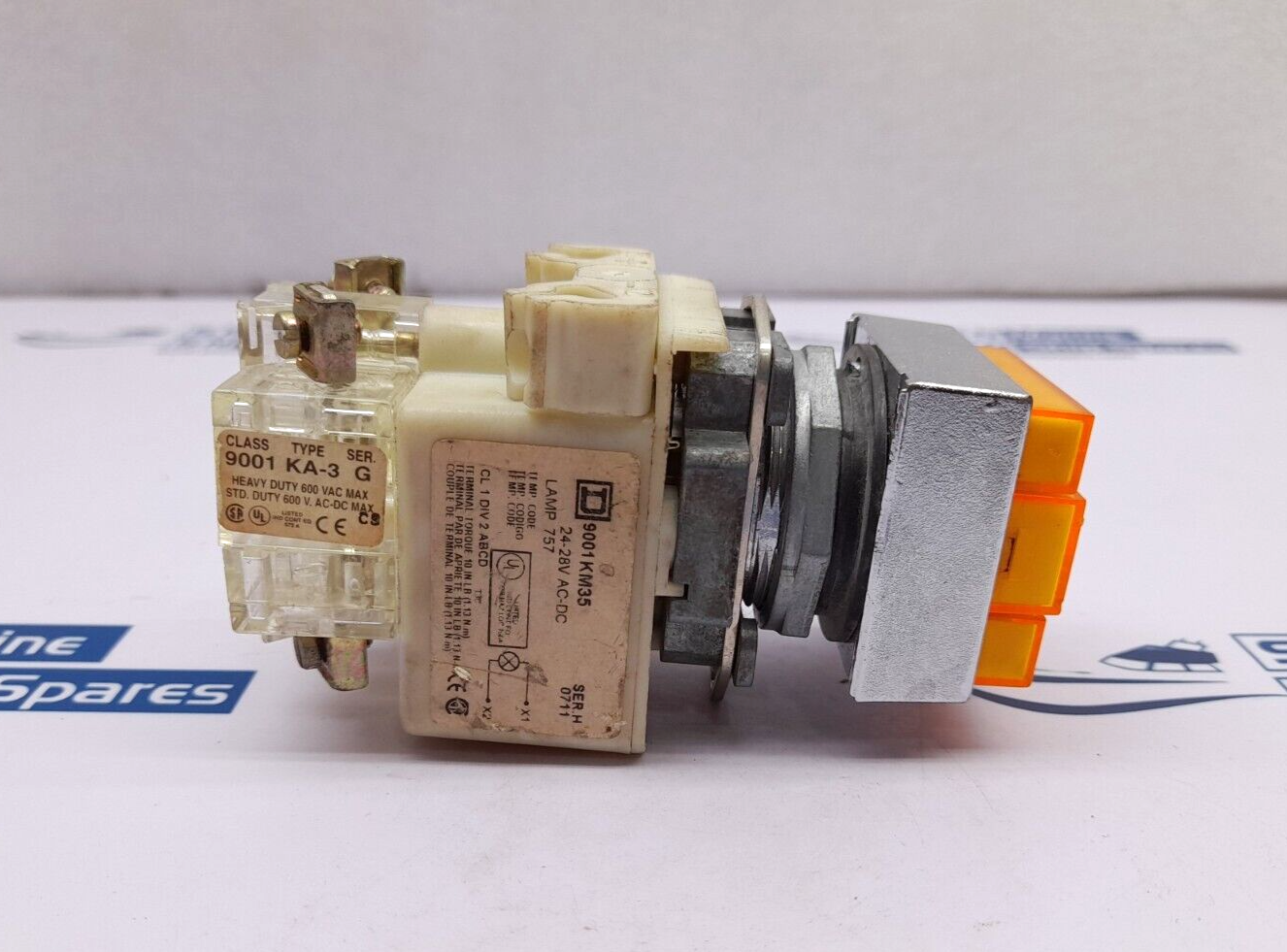 Square D 9001KM35 Pushbutton Pilot Light SER.H 24-28V AC-DC 9001KA-3G