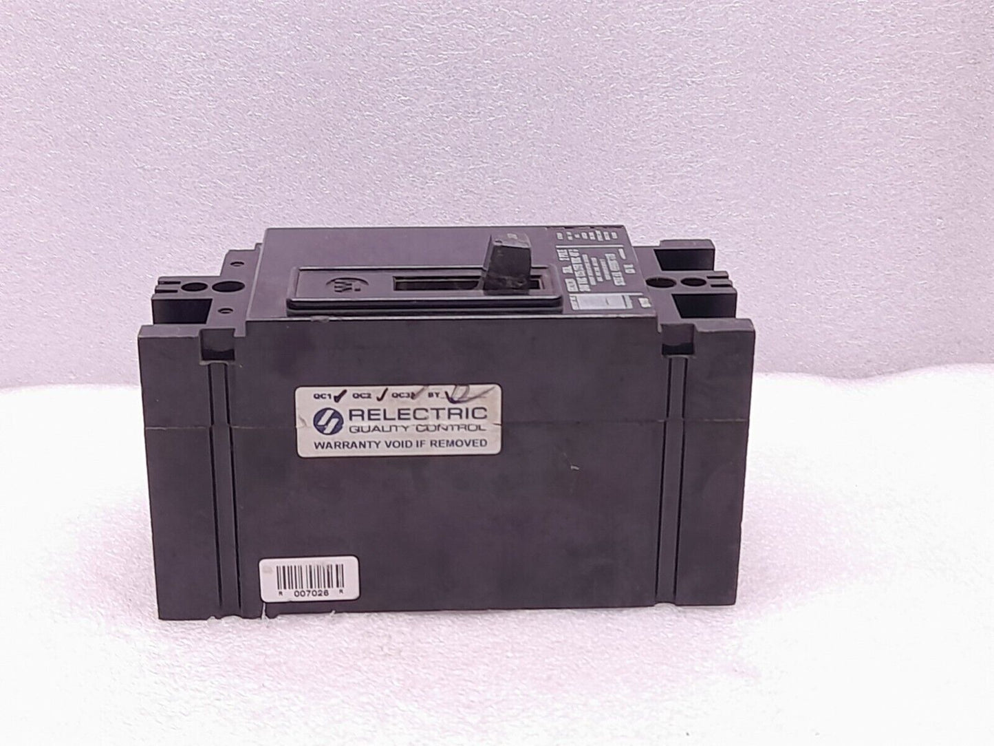 Westinghouse EB2020 Circuit Breaker 20A 2P 240VAC 125/250VDC