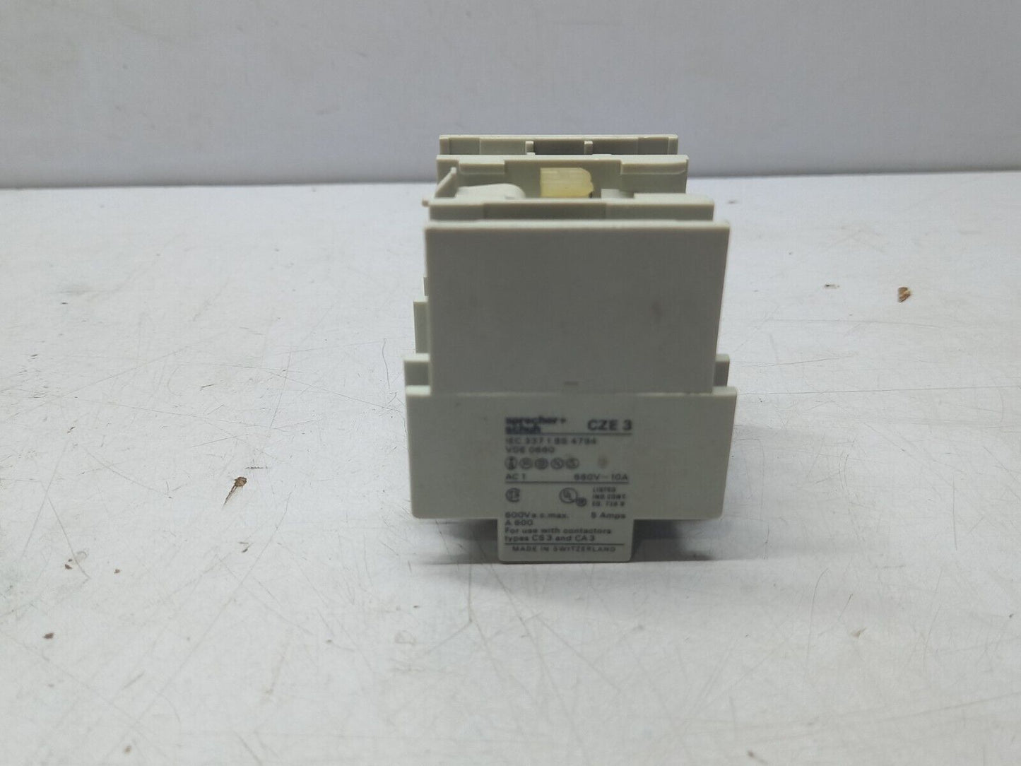 Sprecher Schuh CZE 3-11 Time Delay Relay 0.3-30s / CZE3-11