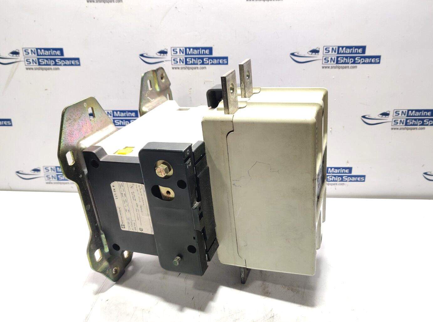 Telemecanique LC1 FK 42 Contactor 600V a.c.max 540A LC1FK4 LX4FK220