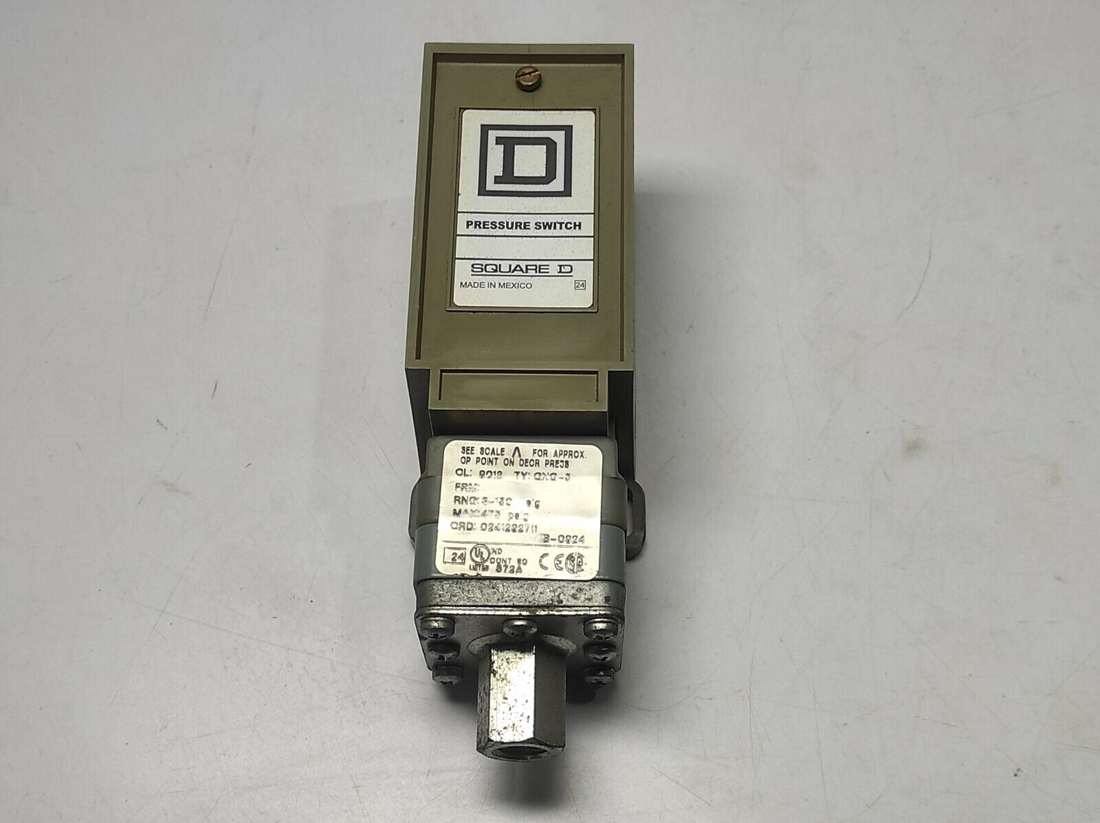 Square D 9012 GNG-3 Pressure Switch Range 3-150 psig Max 475 psig 9012GNG-3