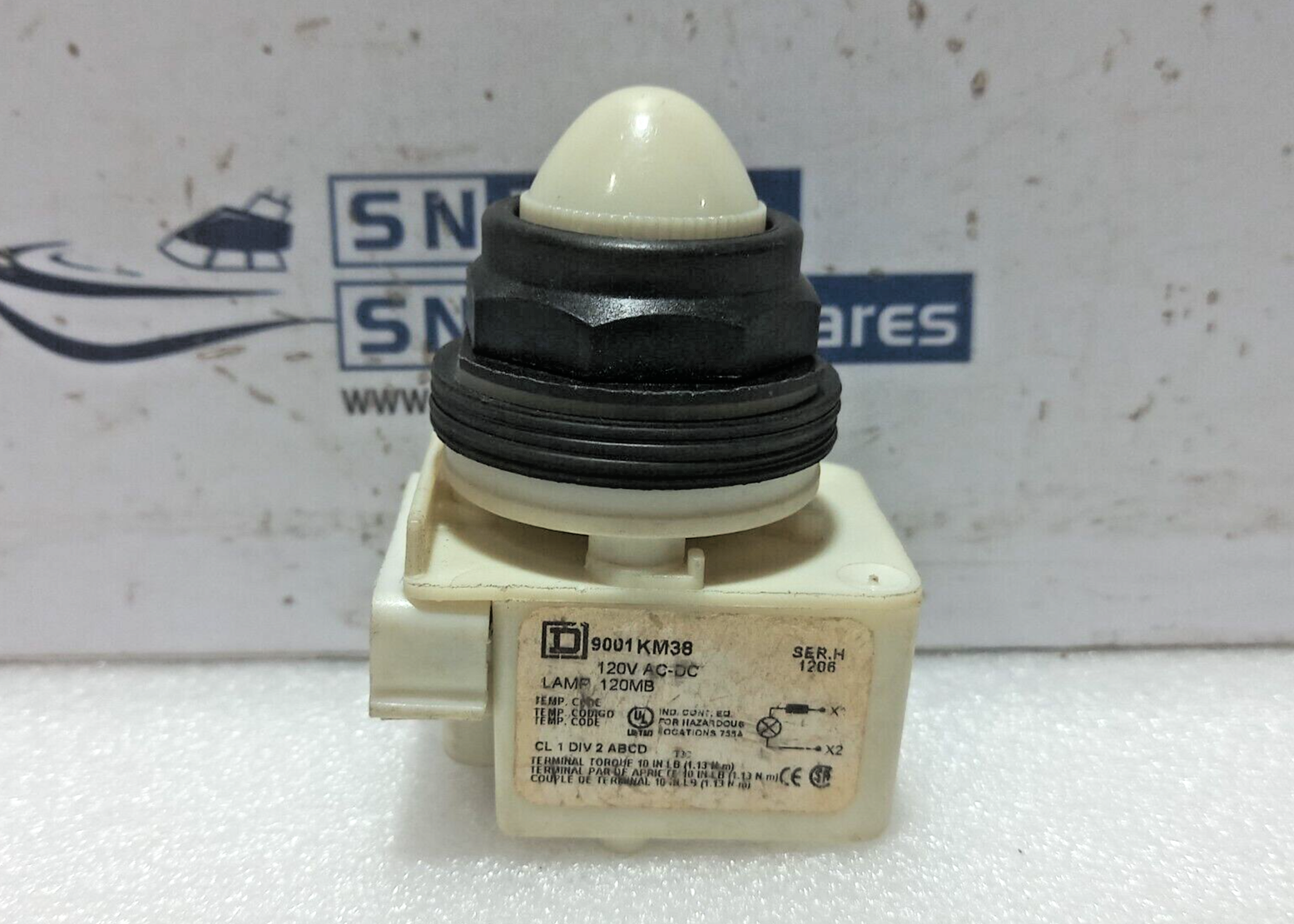 Square D 9001KM38 Light Module 120V AC-DC Ser.H Lamp 120MB