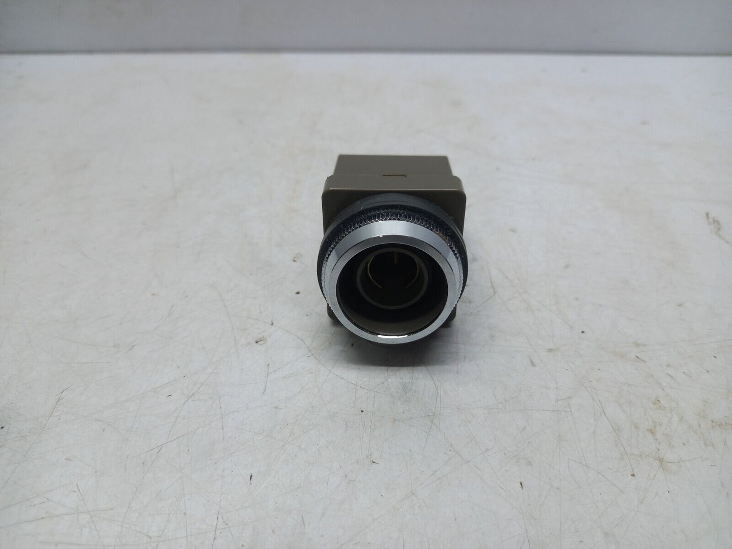 Idec APN118 Pilot Light 115V 50-60Hz Lamp 18V 2W