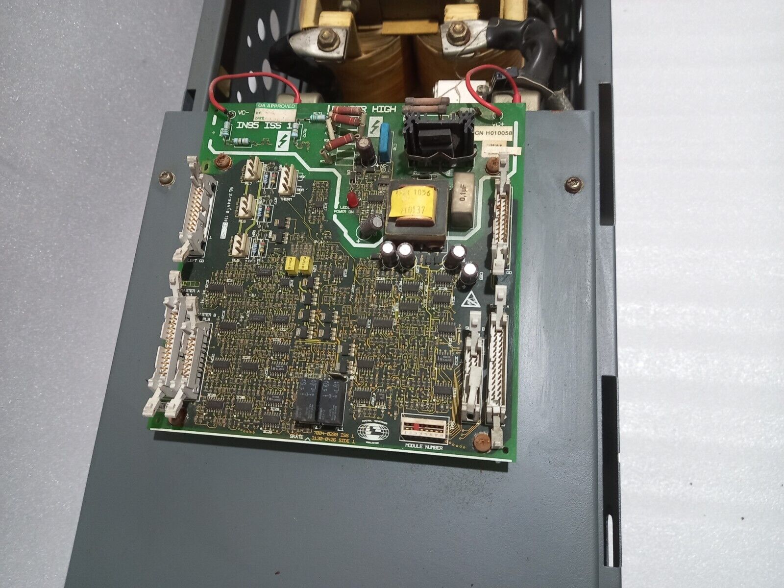 Control Techniques UNI5401 Power Module HW2 Unidrive Size 5 Power Module