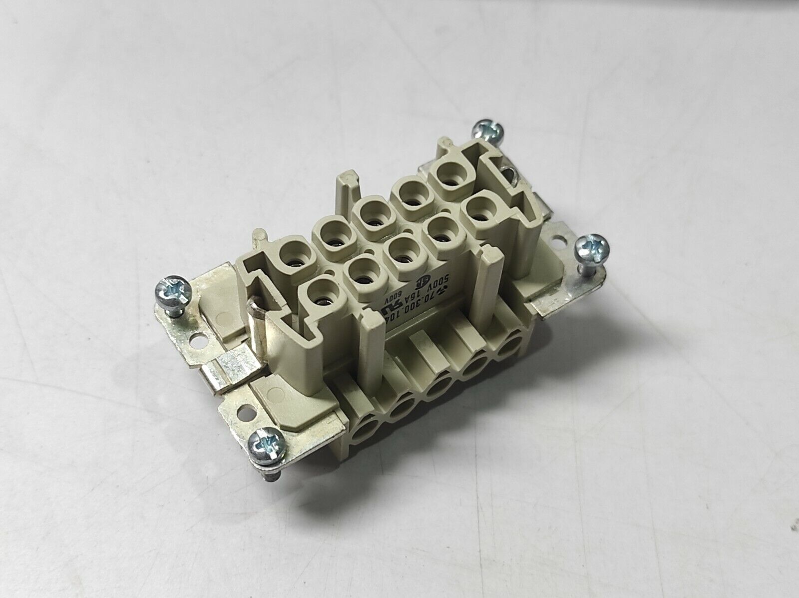 Wieland 70.300.1040.0 Socket Insert 500V 16A 600V Bas Bus 10 2.5 50 / 10-PCSLOT 
