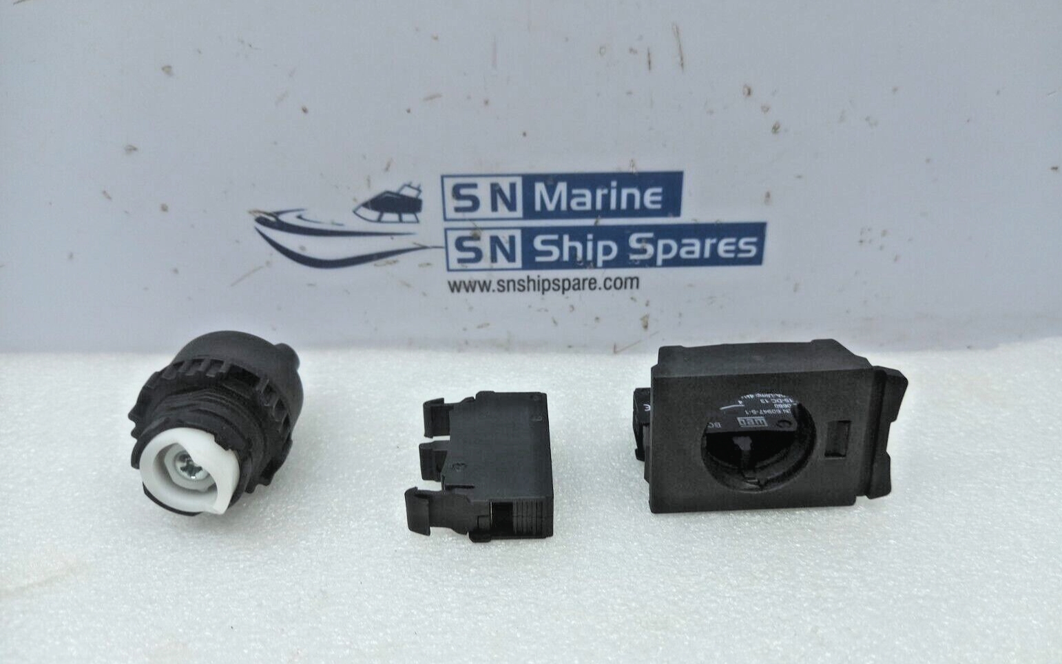 WEG CK3F45 Three Position Selector Switch CSW-CK3F45