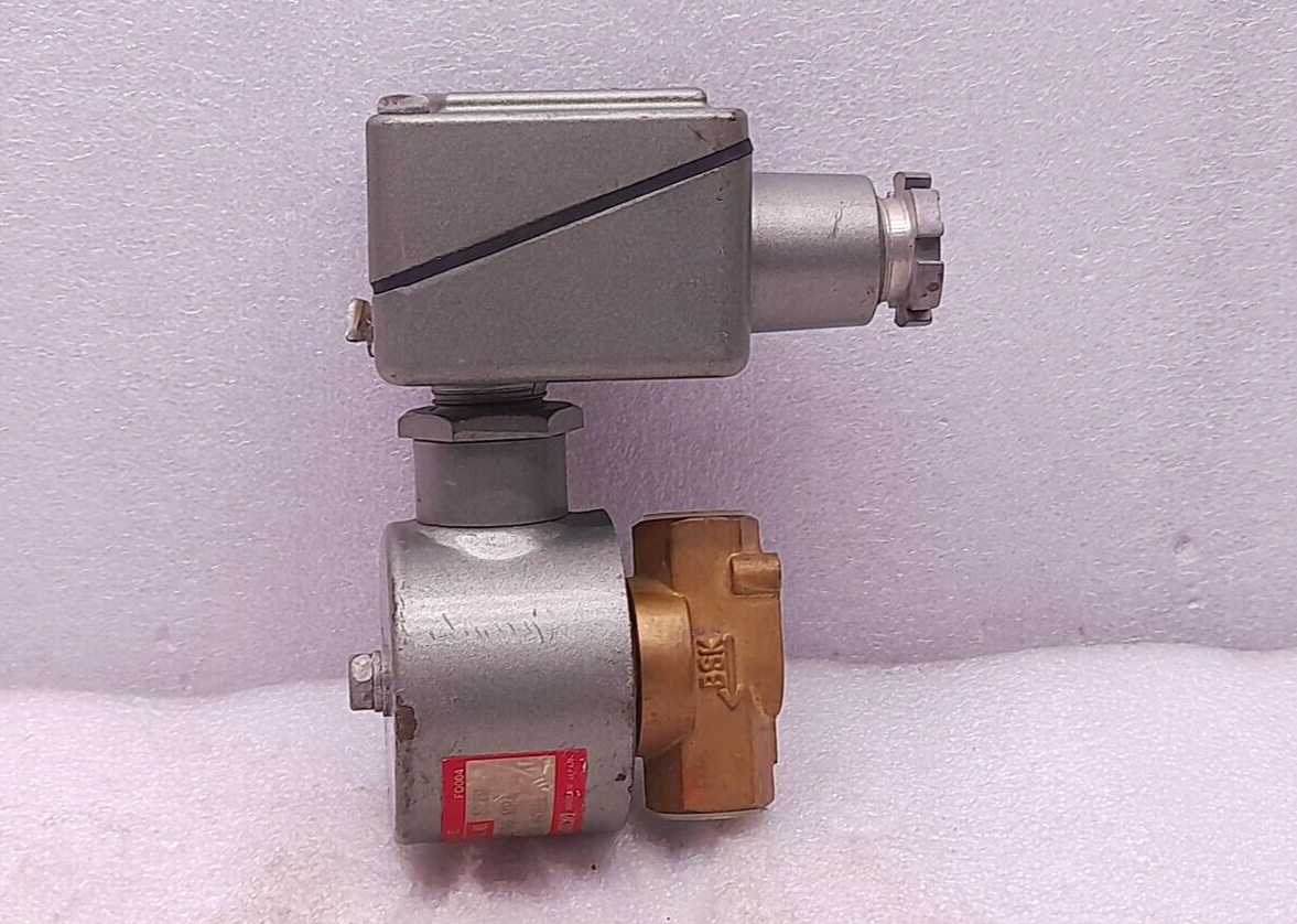 SaginoMiya GEV-H323G Solenoid Valve 110Vac 50/60Hz 121Vac 60Hz