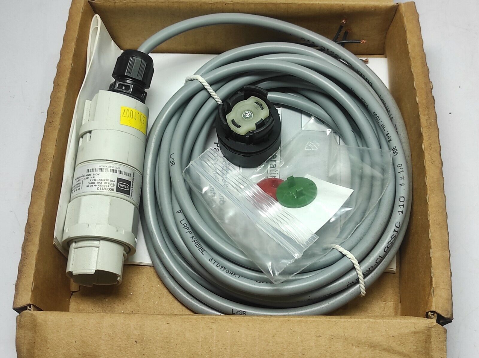 Stahl 8003/113-001-6m Momentary Pushbutton