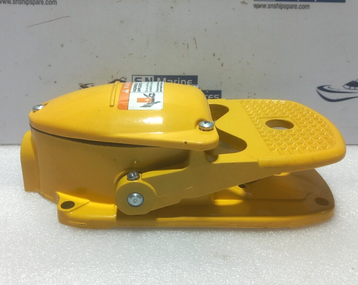 Square D Class 9002 Foot Switch Type: AW1 Series C 600VAC 600VDC