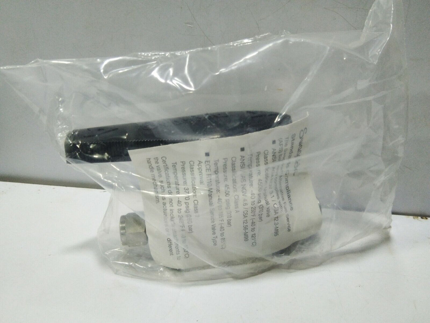 SWAGELOK SS-AFSS6 VALVE BALL VALVE 3/8” 6000PSIG @250F 413BAR SSAFSS6