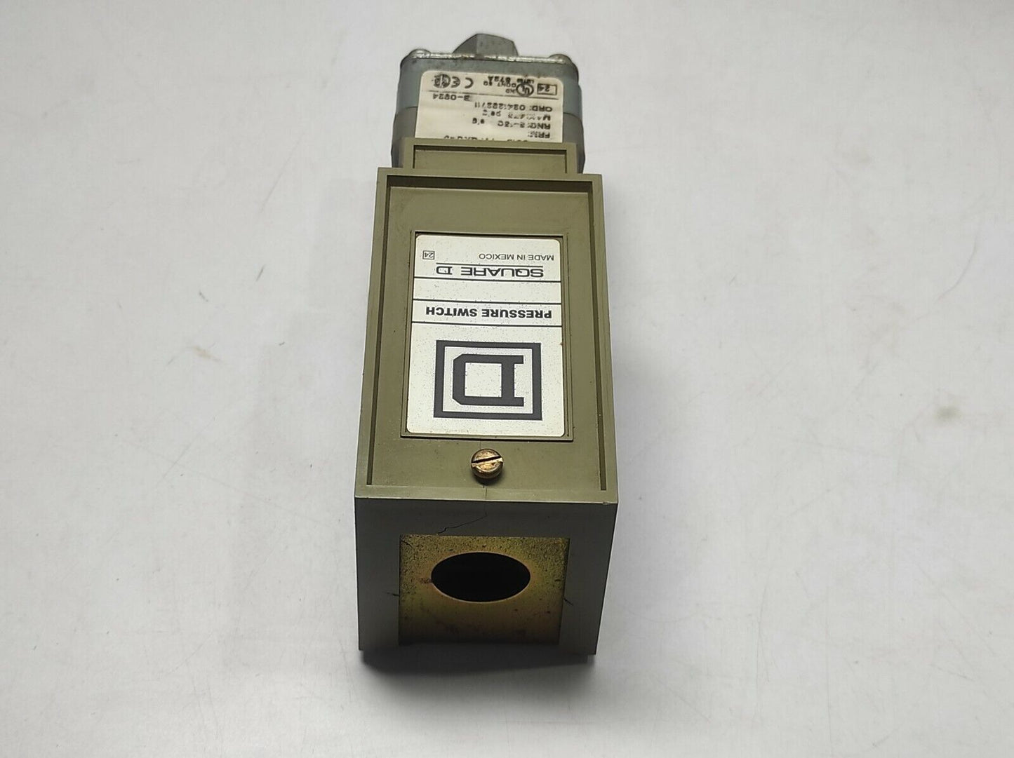 Square D 9012 GNG-3 Pressure Switch Range 3-150 psig Max 475 psig 9012GNG-3