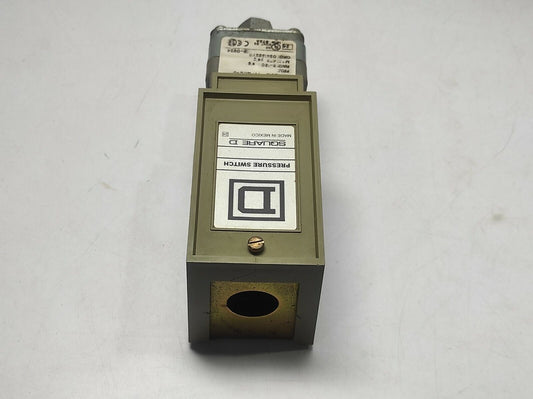 Square D 9012 GNG-3 Pressure Switch Range 3-150 psig Max 475 psig 9012GNG-3