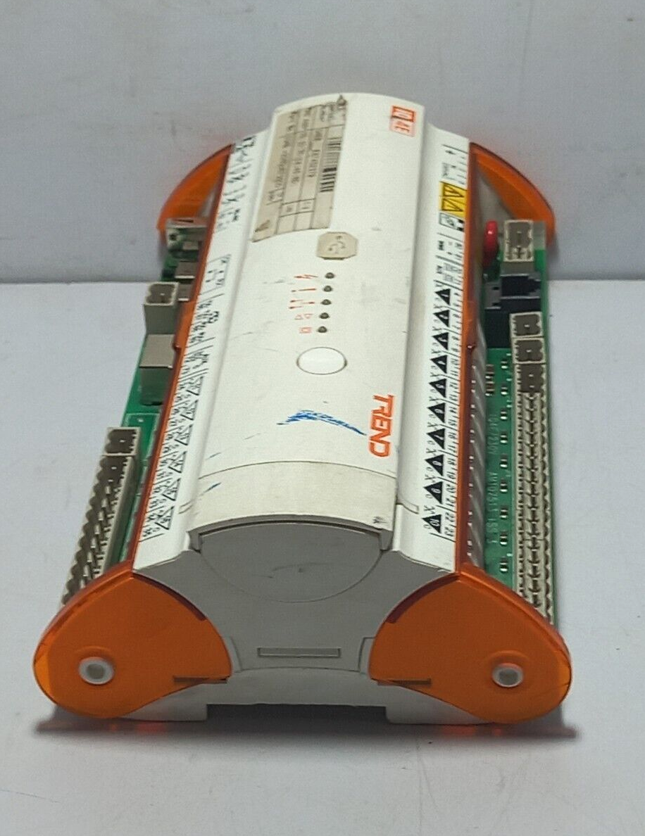 Trend IQ4E Controller / IQ4E-2050U871000/ 230VAC, 50/60Hz, 70VA/ IQ4E2050U871000