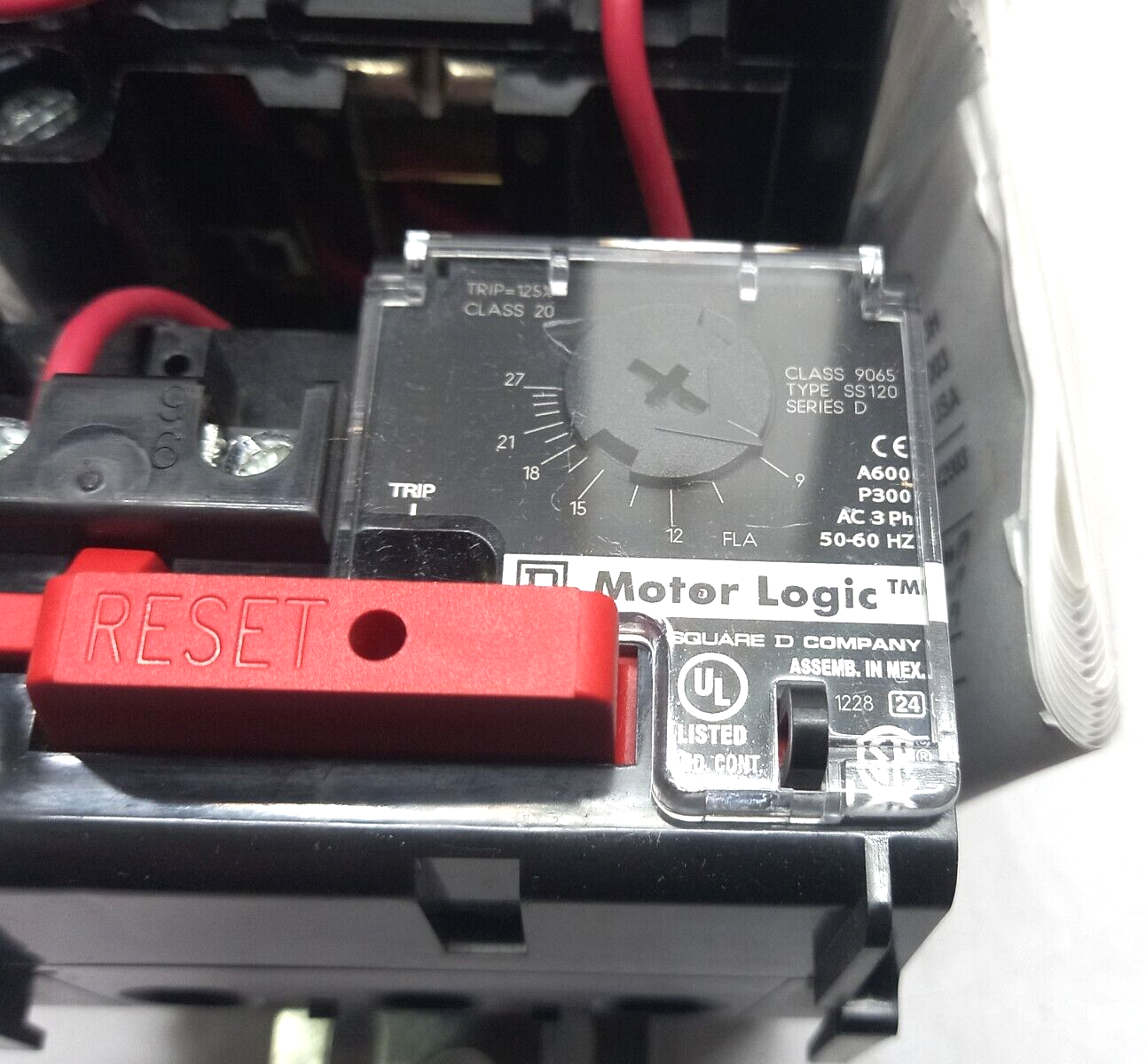 Square D 8536SCO3V02H20S Ser A AC Magnetic NEMA Size 1 Starter 110V50HZ 120V60Hz