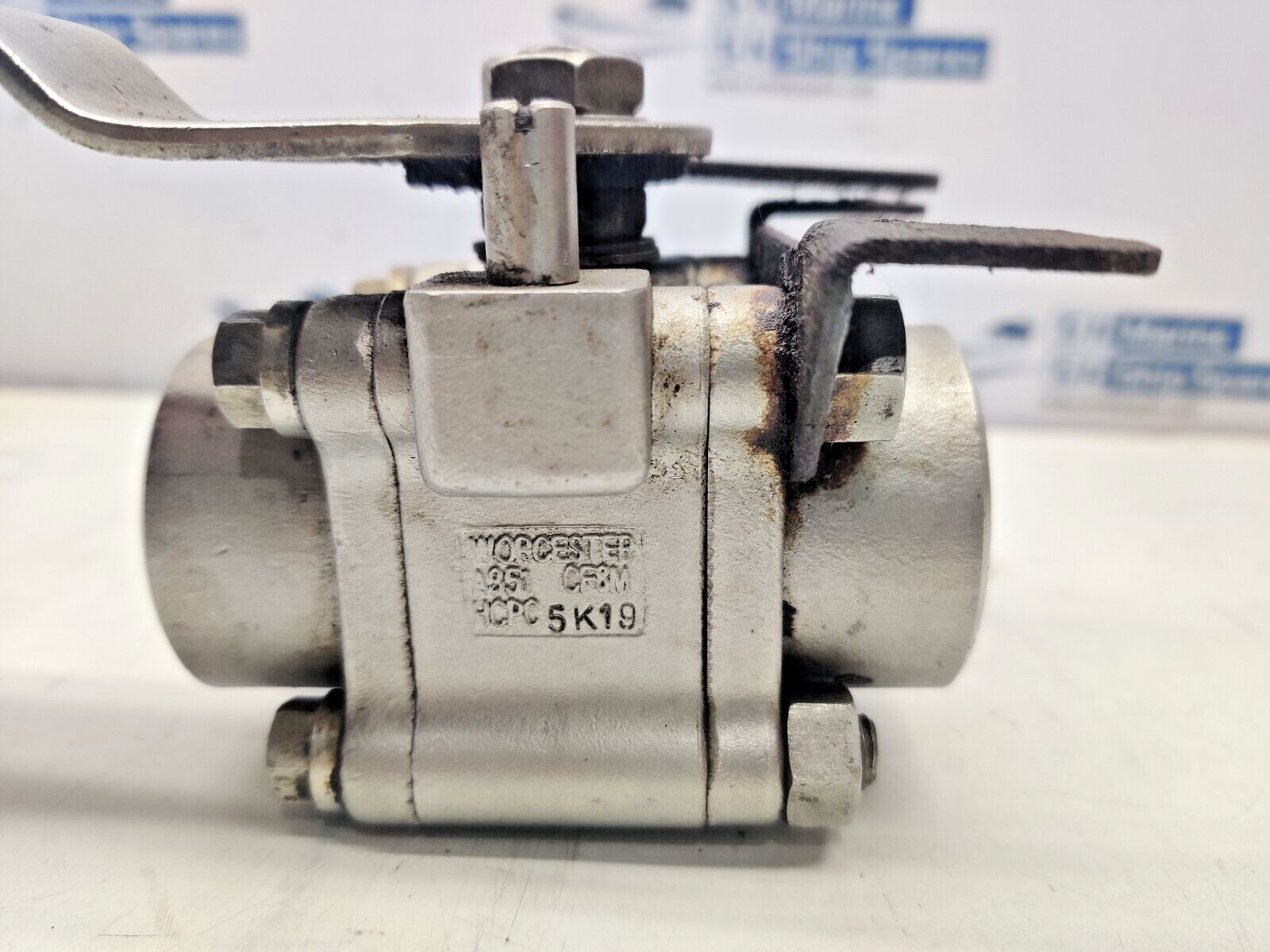 Flowserve Worcester Controls CF8M Ball Valve