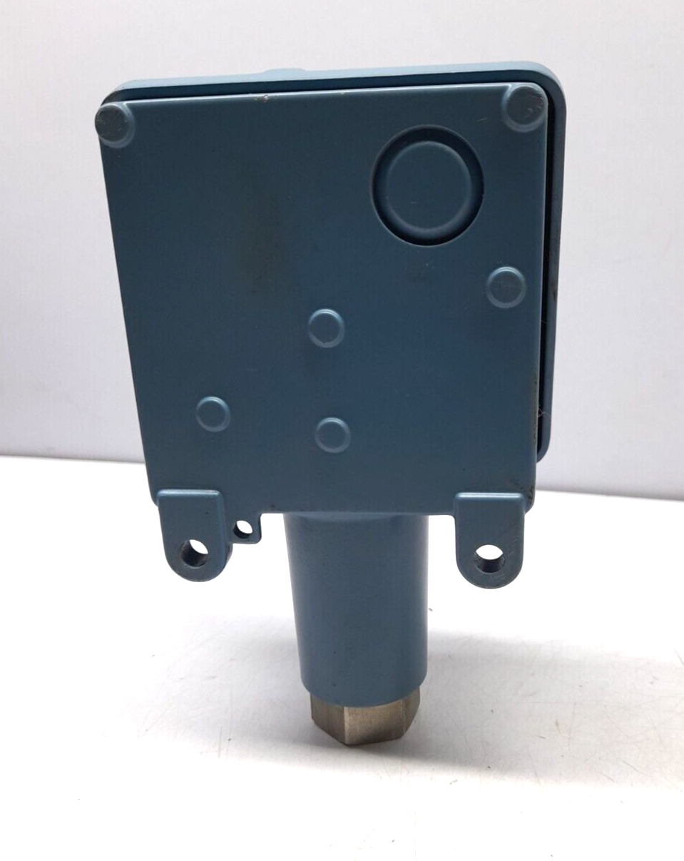 UE United Electric H100-191 Pressure Switch H100191 Operating Range 10 to 100PSI