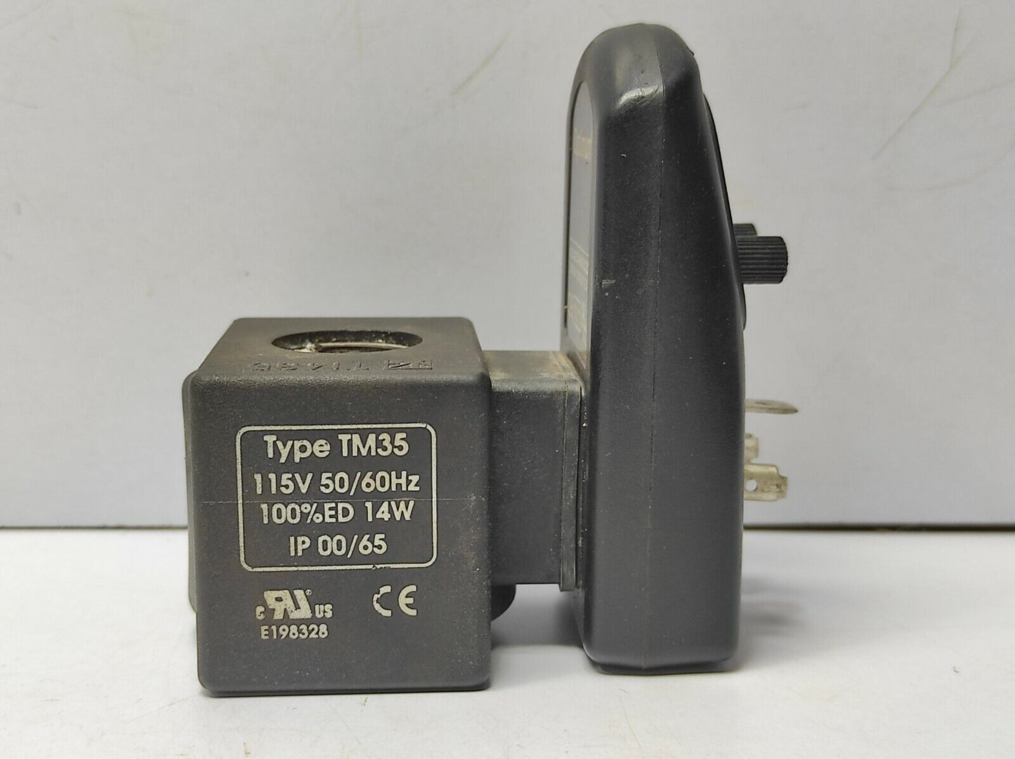 Zeks Solenoid Timer TM35 Optimum V:24-240V AC/DC Switch Current 1.0A 