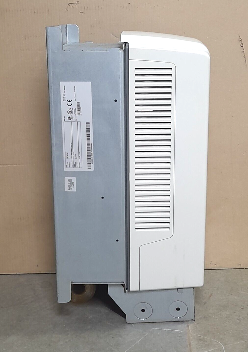 ABB ACS800-U1-0030-5+L503+P901 VFD AC Drive 30HP