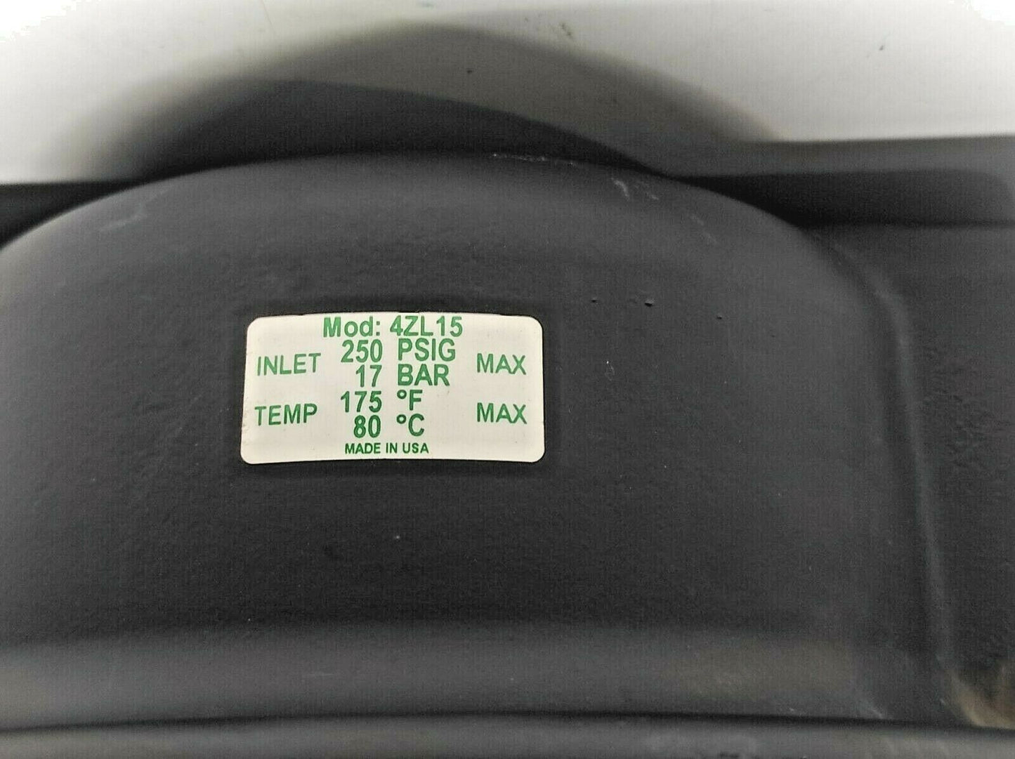 Speedaire 4ZL15 Separator Condensate Inlet 250PSIG 17Bar Max Temp 175◦F 80◦C Max