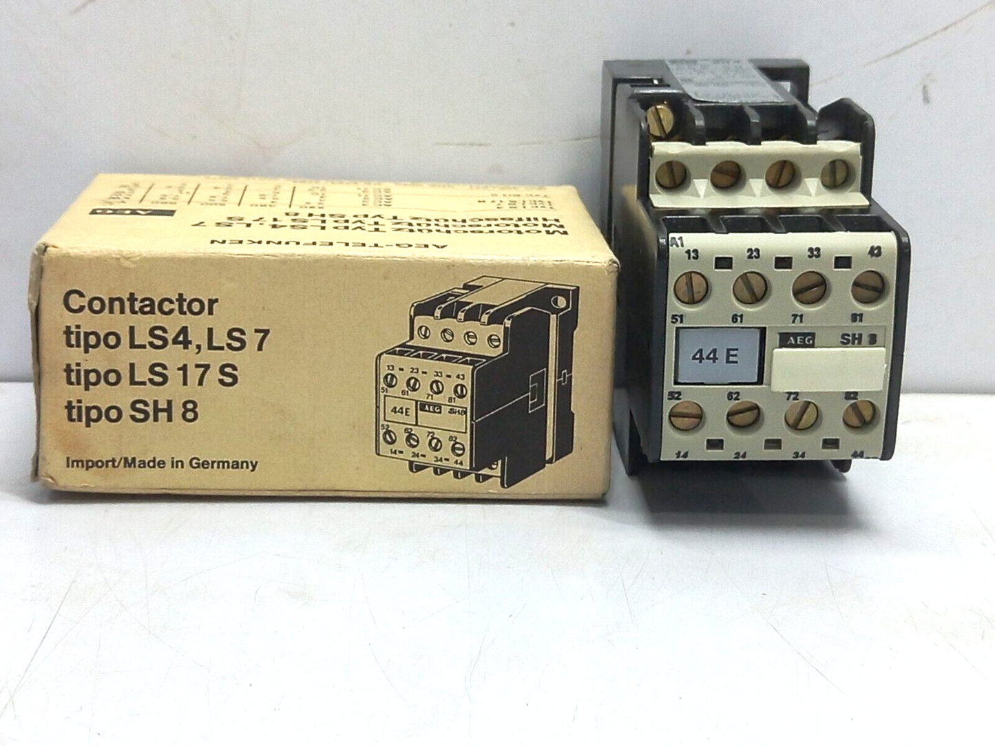 AEG SH8.44 Contactor 110V 50Hz 125V 60Hz 910-302-563-88