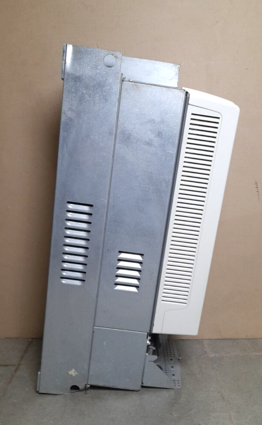ABB ACS800-U11-0025-5 Drive 68404819 Rev E ACS800U1100255 ACS800