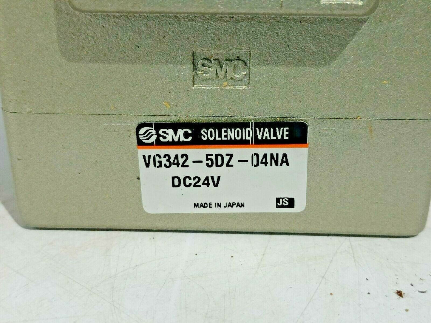 SMC VG342-5DZ-04NA Solenoid Valve DC24V VO307-5DZ Press 0-0.9MPa