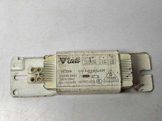 V Uelo 18/20W Ballast CosΦ0.33(C) C=2.5µF±10%250V 240V~50Hz tW120/Δt55