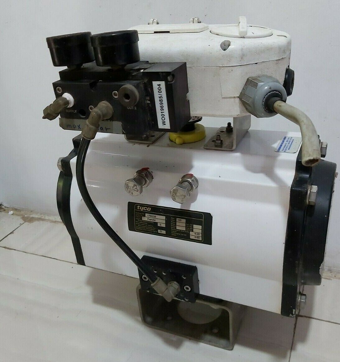 TYCO PREMIAIR 045 WITH AVID SMARTCAL  SM-12DD0B OA-R1 PNEUMATIC ACTUATOR