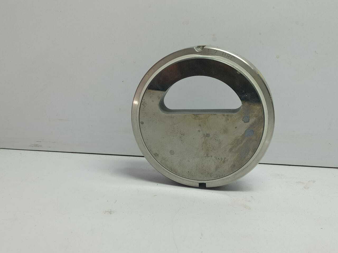 Swaco Back Disc Assembly  96-11-215 FCC 10/98 023872 92.0 HRA