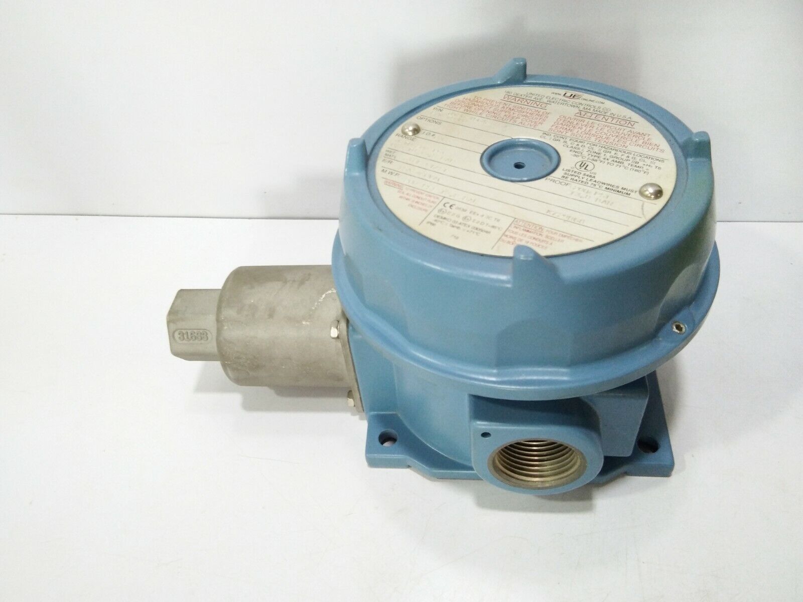 UNITED ELECTRIC J120-15642 PRESSURE SWITCH J12015642 4 TO 200PSI 0.3 TO 13.8BAR