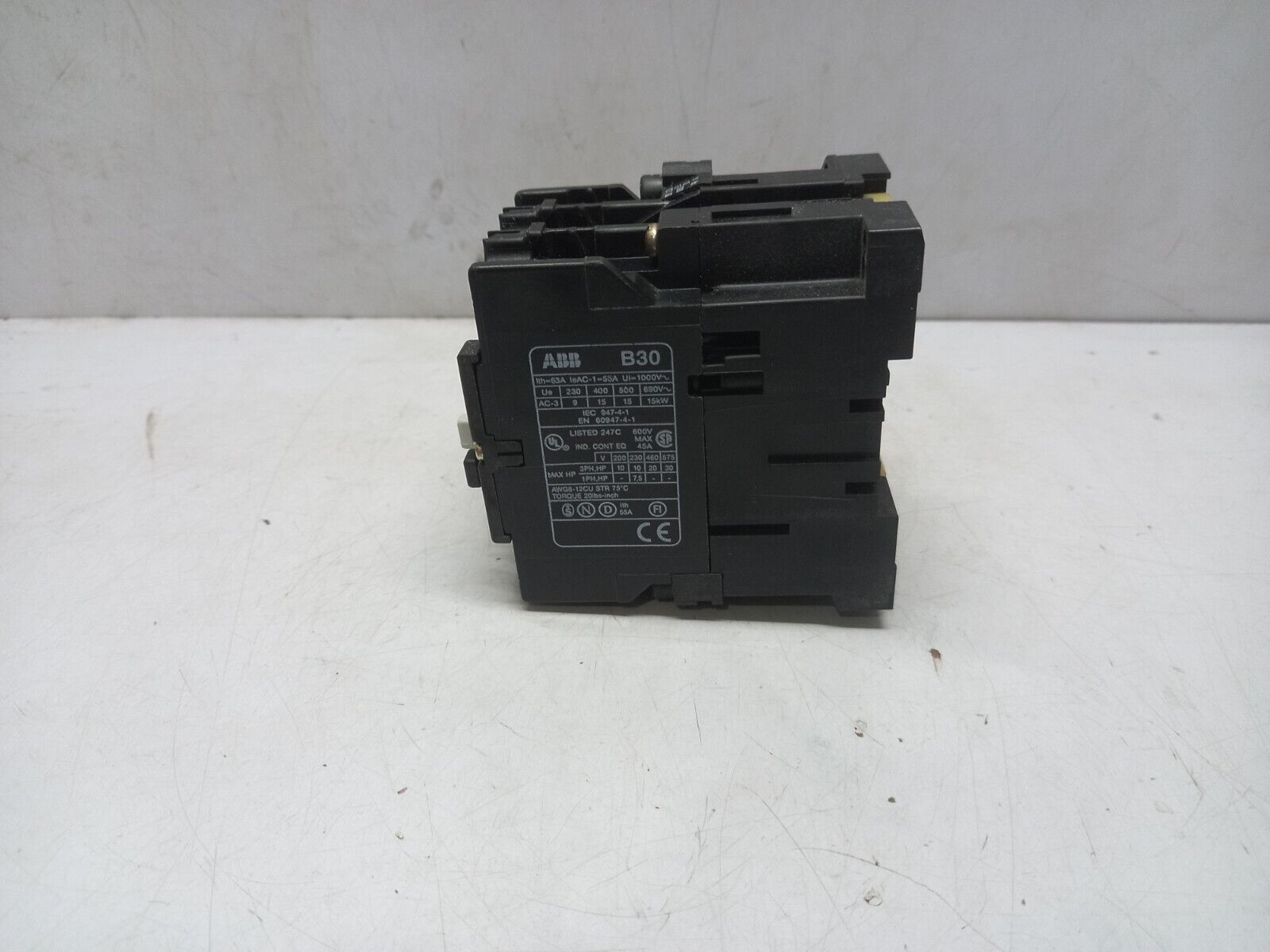 ABB B30-30-00 Overprotective Contactor 110-115V 50Hz 110-127V 60Hz