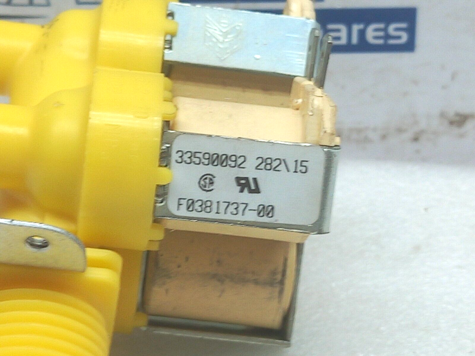 Speed Queen F0381737-00P Washer VALVE 3-WAY 240-50/60 US 3.75L Z116C04