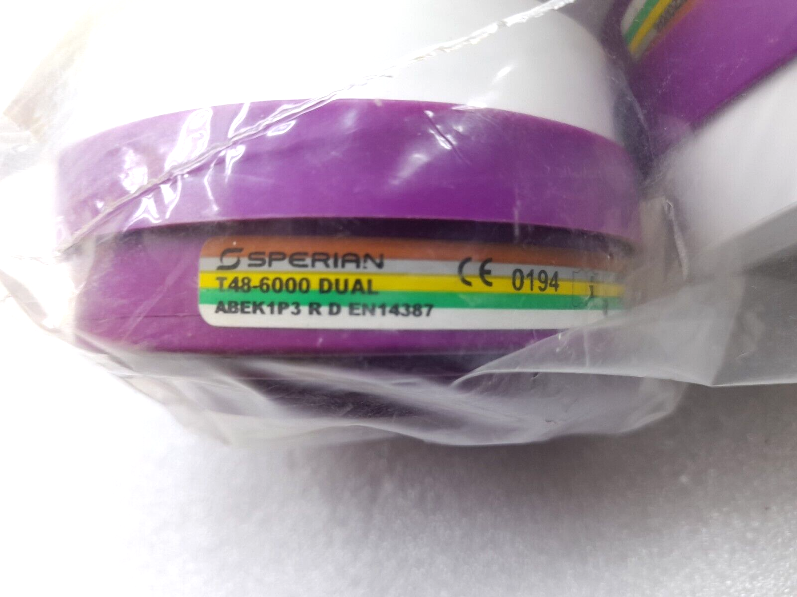 Sperian 1001587 T48 ABEK1 P3 Dual Cartridge 748-6000 Dual ABEK1P3 R D - 6PCs/Lot