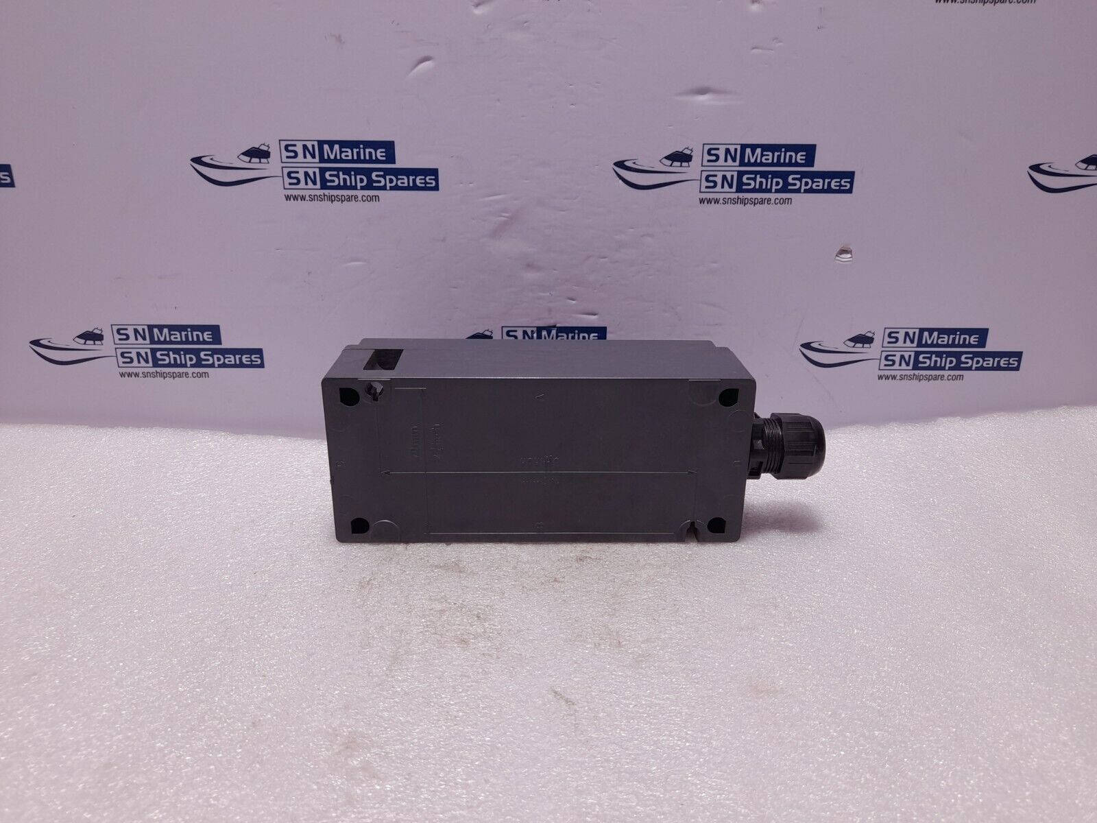 Stahl 8040/374-N539-N479-N169 NOV 112423 Control Station 8040374