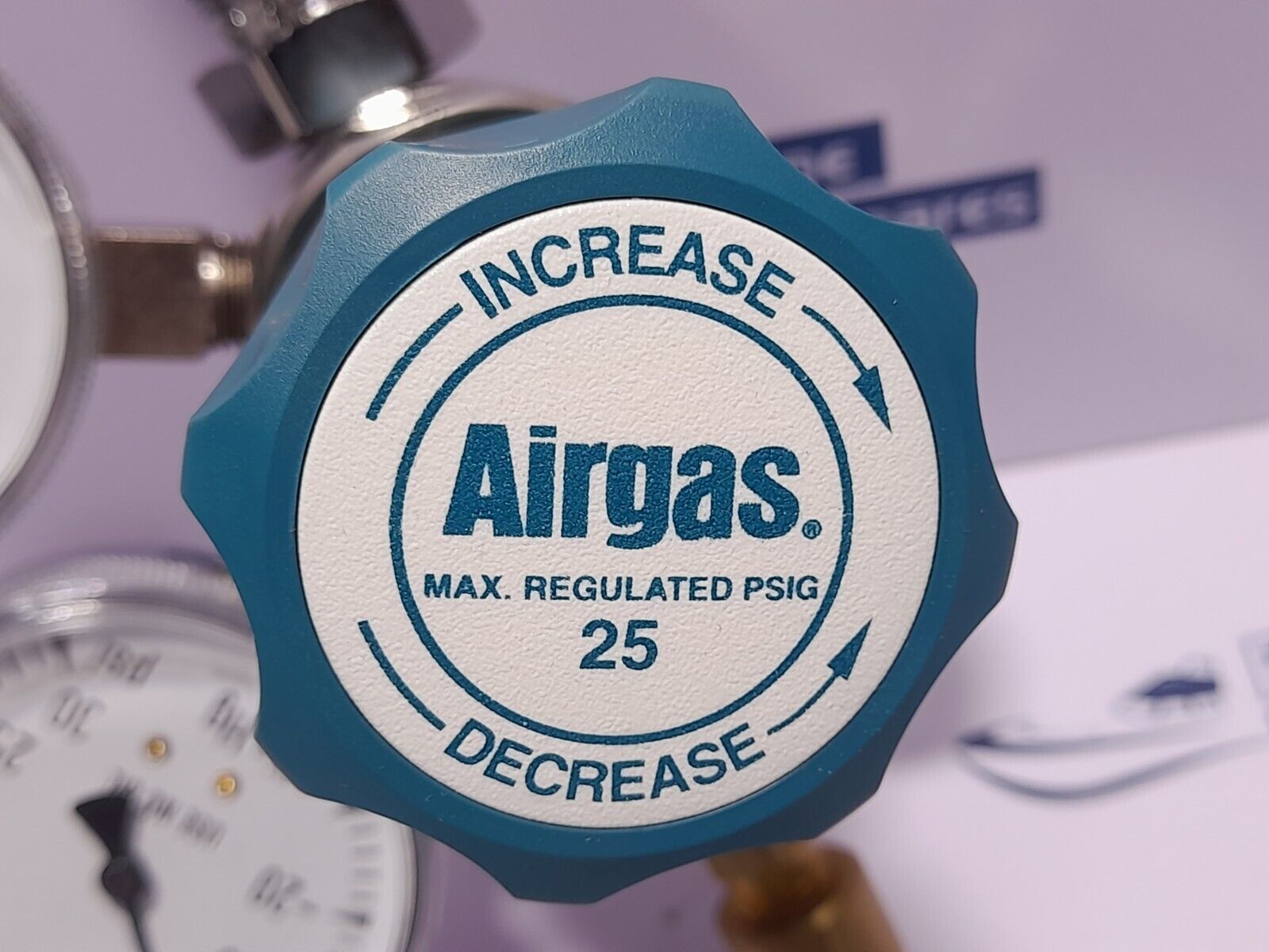 Airgas Y11FM244A580-AG Specialty Gas Regulator Y11-244A PMR1-012639 Flowmeter