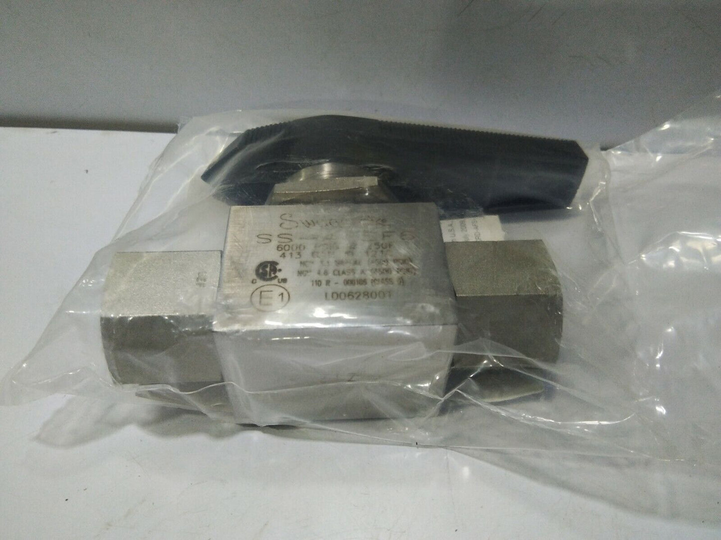 SWAGELOK SS-AFSF6 VALVE ASSEMBLY BALL VALVE 3/8” 6000PSIG @250F 413BAR SSAFSF6