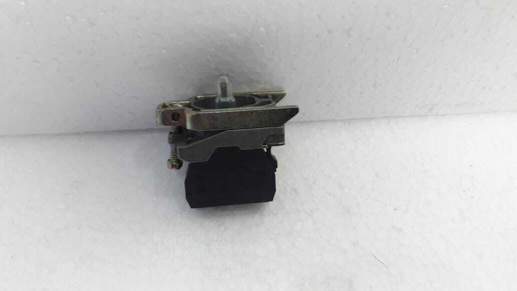 Telemecanique ZBV-B4 Contact Block 9-Pcs Lot Sale 