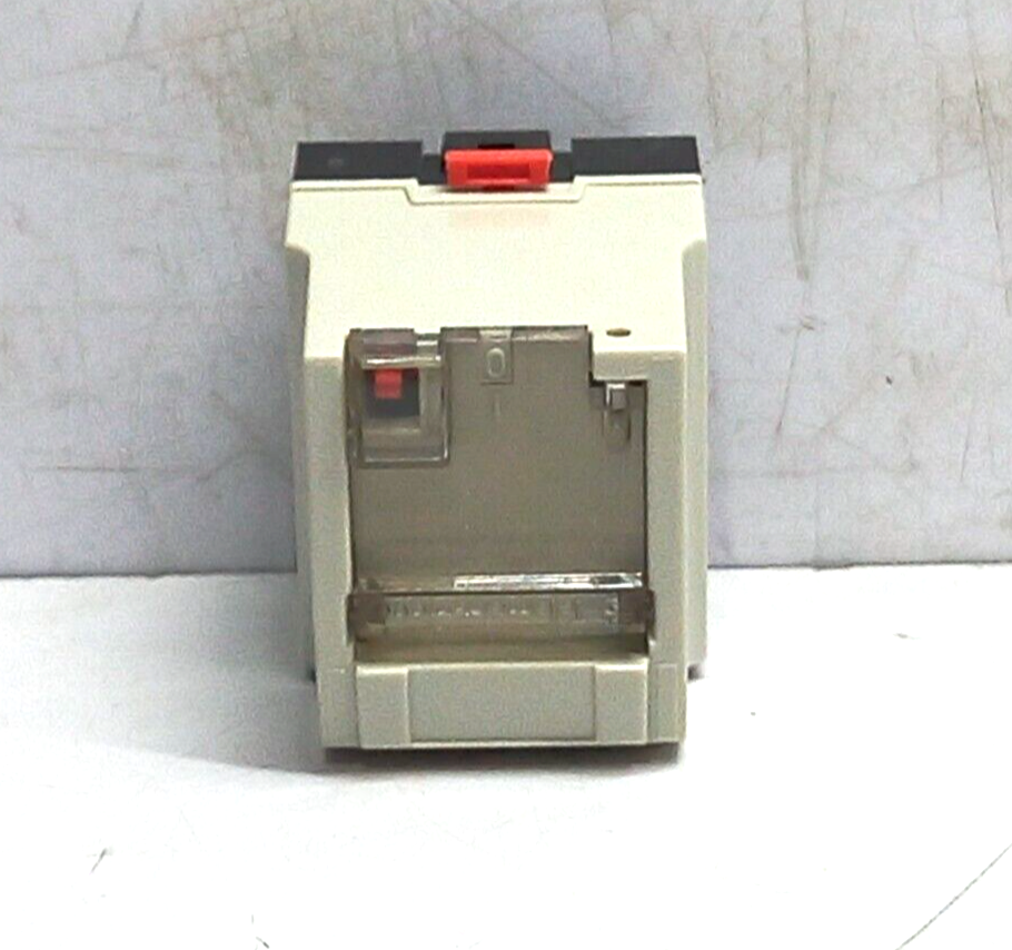 Telemecanique RHN 426JV Plug In Control Relay 24V 60Hz