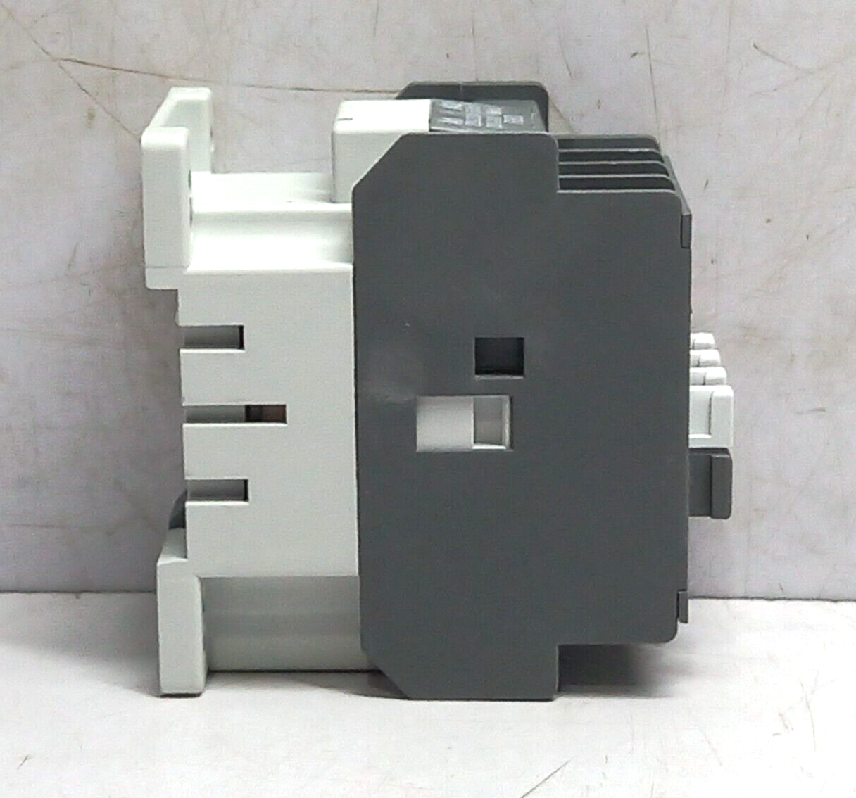 ABB A9-40-00 Contactor 220-230V 50Hz 230-240V 60Hz