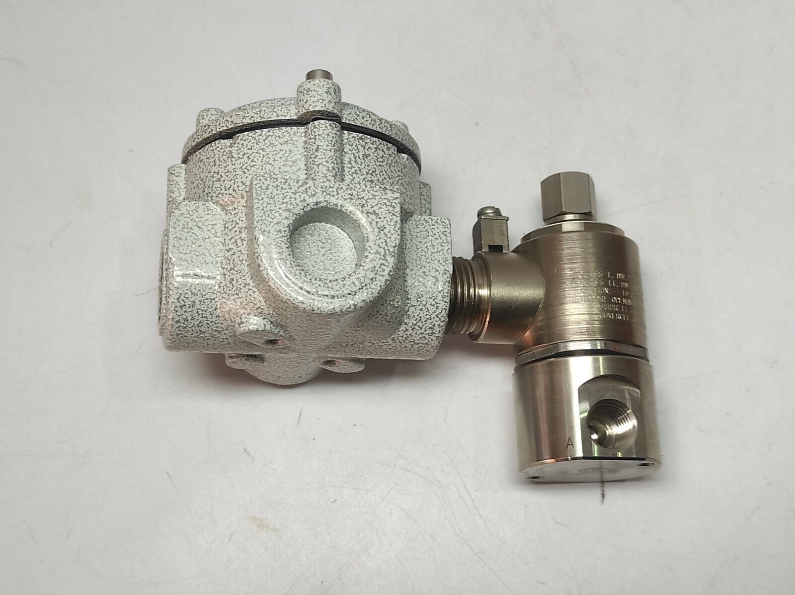 Versa E5SM-3301-23-316-H2-XNW-D024 Solenoid Valve With Cortem 2014 SC-14.1 Junct