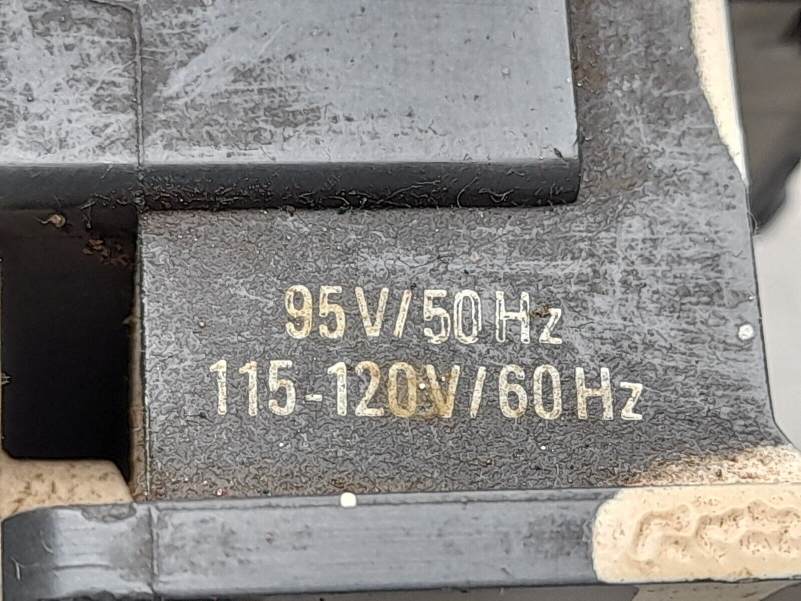 Telemecanique Square D LC1 F185 Contactor LX1 FG 095 Coil 95V50Hz 115-120V60Hz