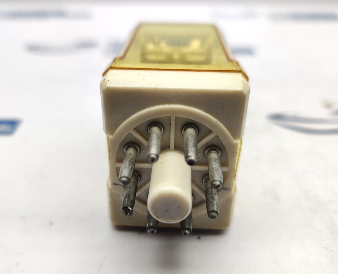 Idec RR2P-U Intermediate Relay 120Vac 50/60Hz 21912