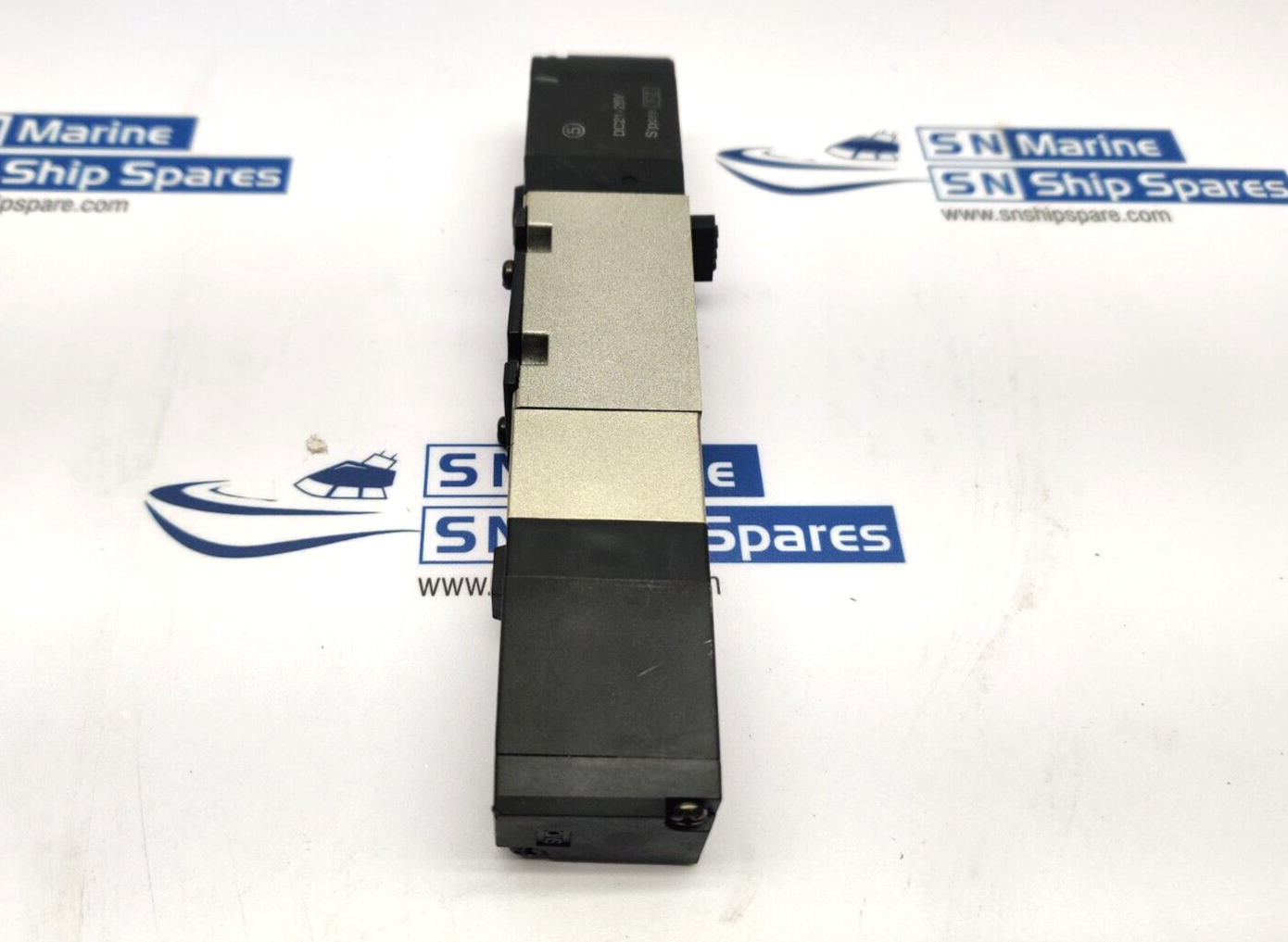 SMC NVFS2400-5F Solenoid Valve Supply: 0.15-1.0MPa Coil: DC21-26V