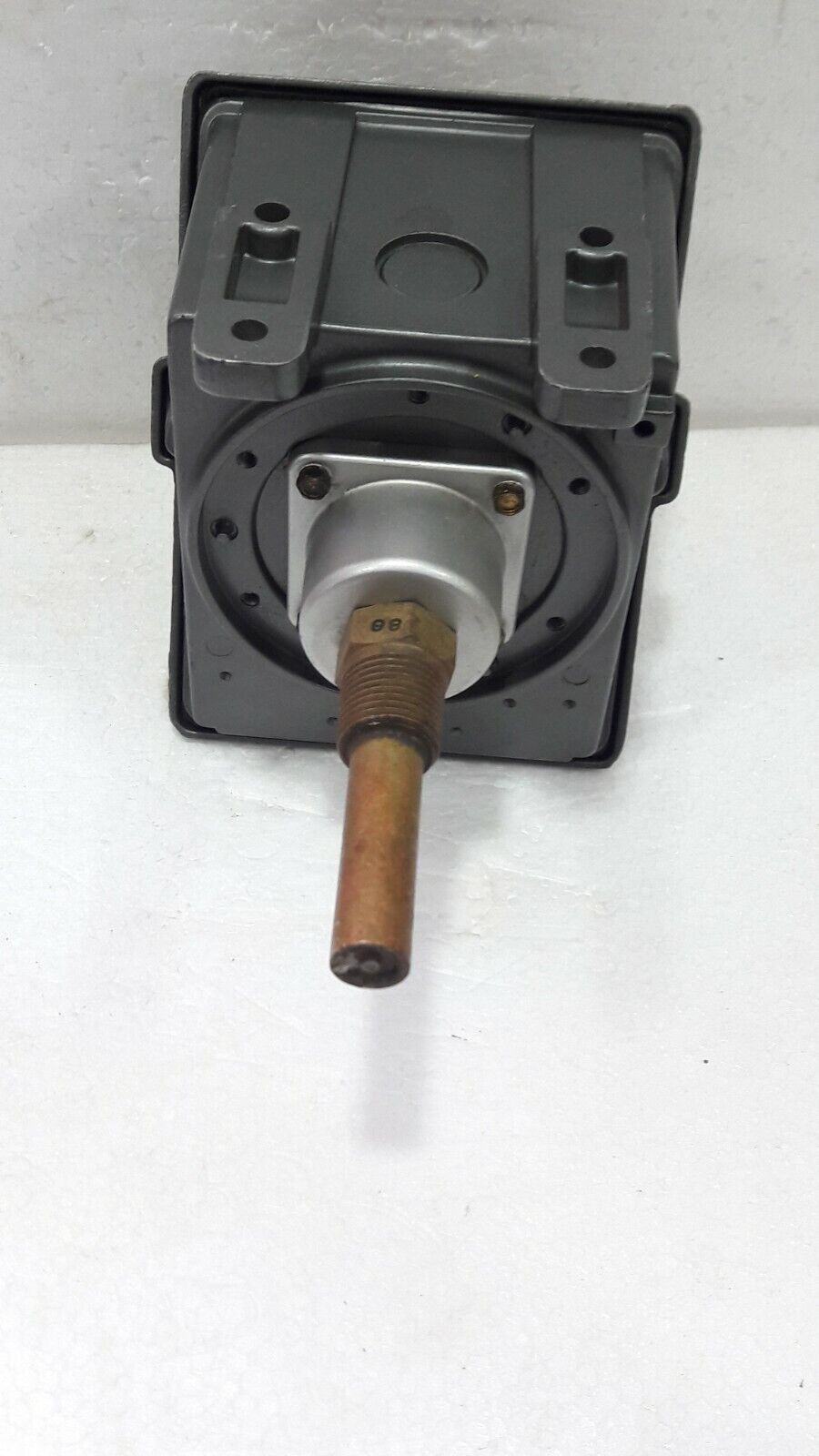 UNITED ELECTRIC C402 120 TEMPERATURE CONTROLLER SWITCH /C402120