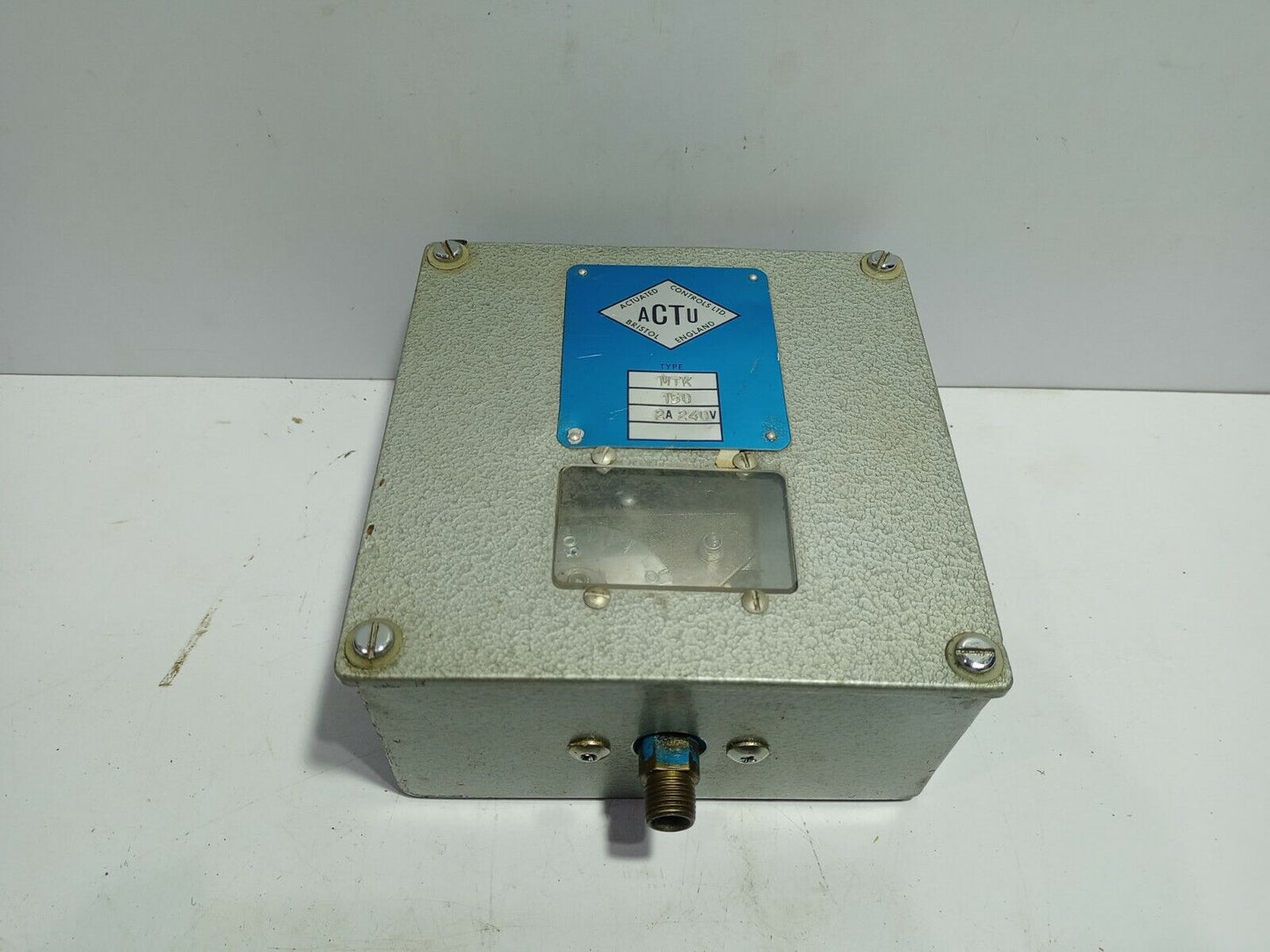 Actuated Controls ACTU MTK 150 2A 240V