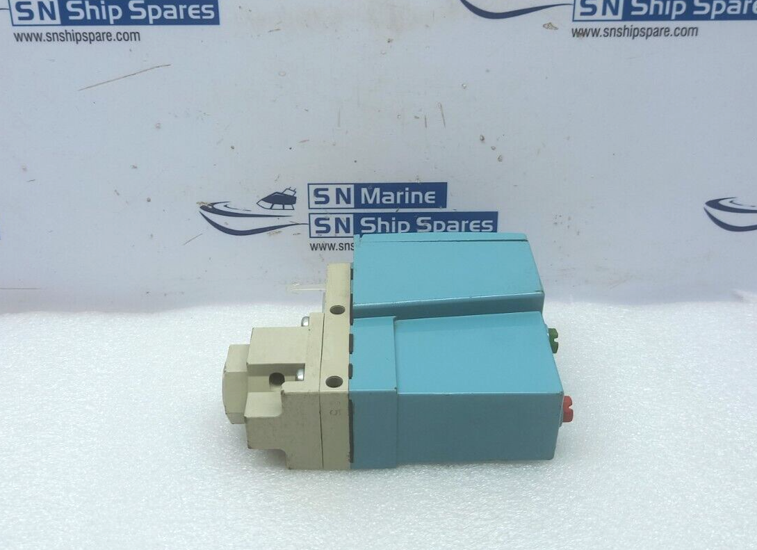 Telemecanique XML C020B2S11 Pressure Switch Ui: 500V AC15 Square D