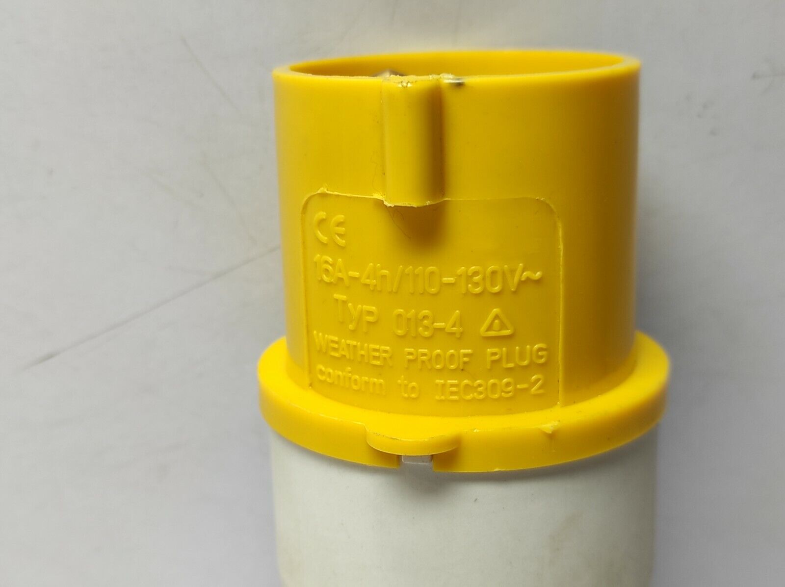 Weatherproof Plug Type 013-4 16A-4h/110-130V~